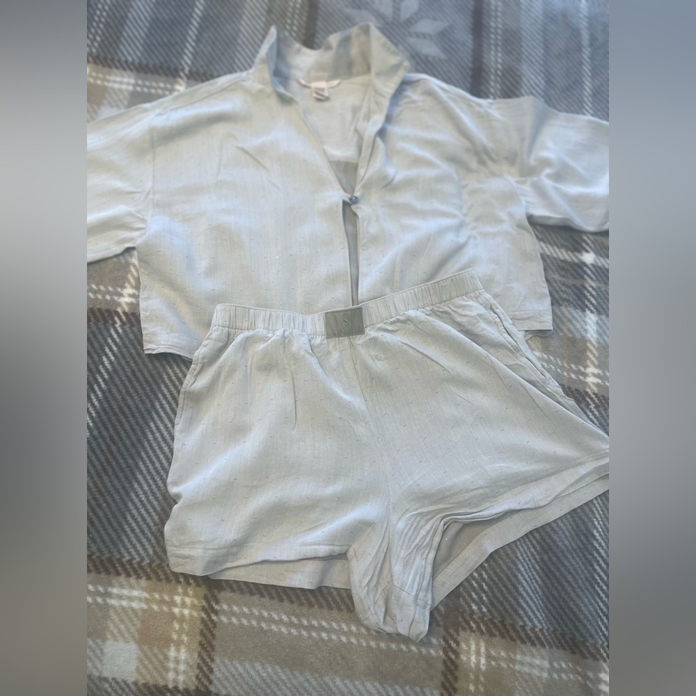 Victoria's Secret Light Gray Pajama Set - Picture 5 of 7